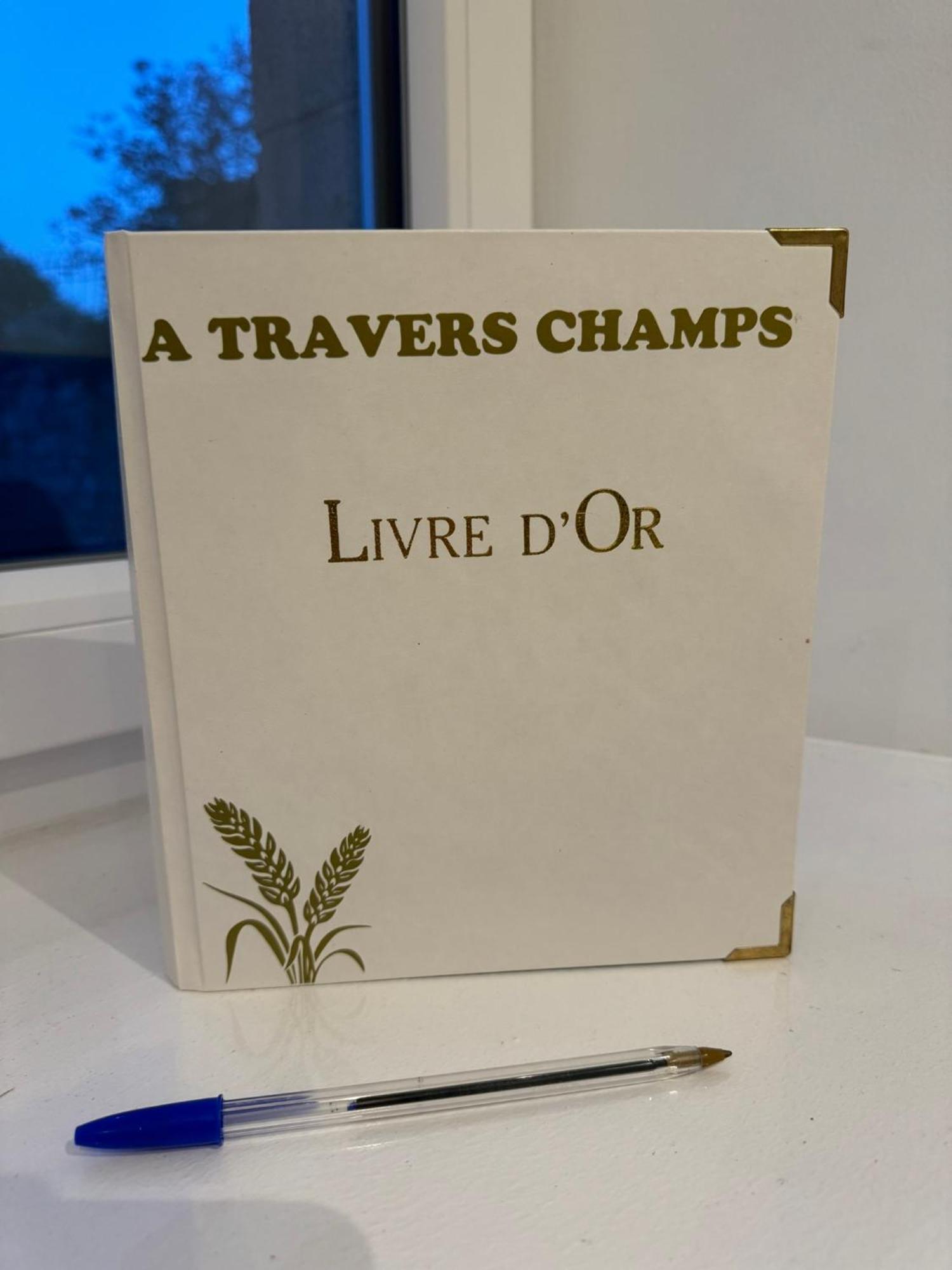 Gite A Travers Champs Colombieres Экстерьер фото
